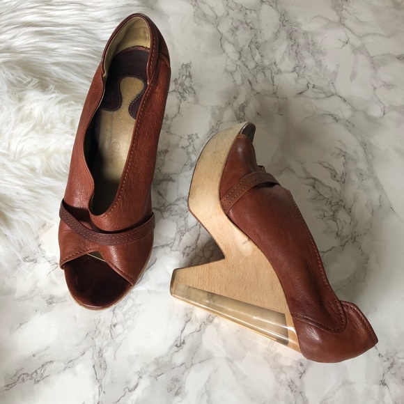 Chloe Shoes - Chloé Platform Peep Toe Leather Heels